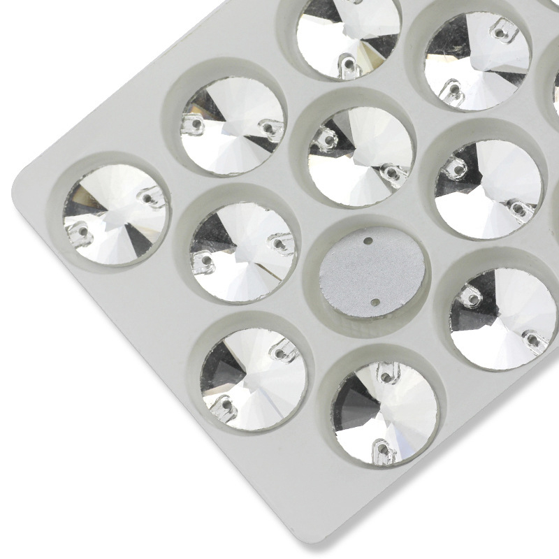Üvegből készült rhinestone varráshoz, kettős lyukú, körsatelit rögzítés, sík aljzat, Hirback minta, elektroplating