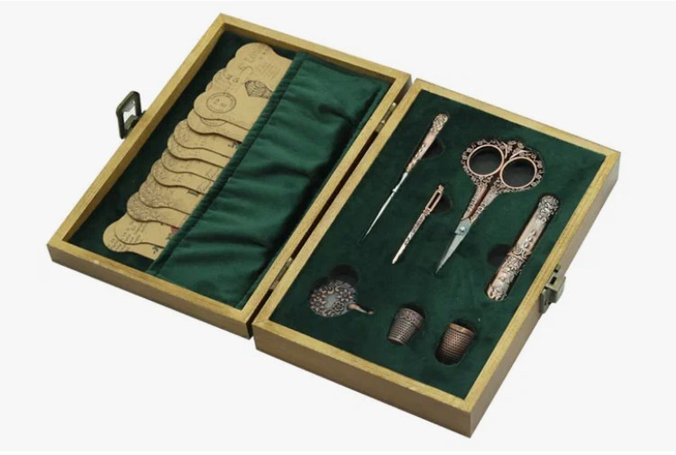 D&D дървена шевна кутия – стил Национален вятър / Дворцов стил, персонализирана