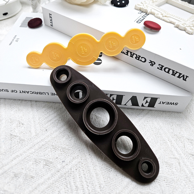 BEN YEDD Nordic stílusú két részes alumínium csatoló eszköz logóval nyomtatva, OPP csomagolás