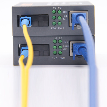 HTB-3100 Фиброоптичен трансивър — 100 Mbps, моно-режимен, едно влакно, GS-03/SFP, 4100