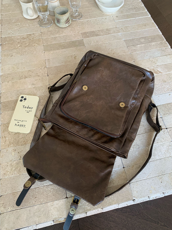 Rucsac în stil street-trend, material PU, toamnă 2024, închidere cu capac magnetic, buzunar intern cu fermoar
