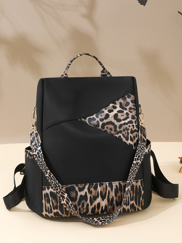 Hátizsák mindennapi használatra, nylon anyagból, poliészter bélés, cipzáras nyitás, rejtett belső zseb