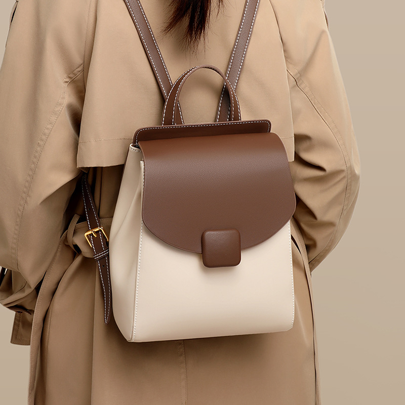 Hátizsák tehén split bőr + műbőr, nagy kapacitás, városi stílus, utazáshoz és mindennapi használatra