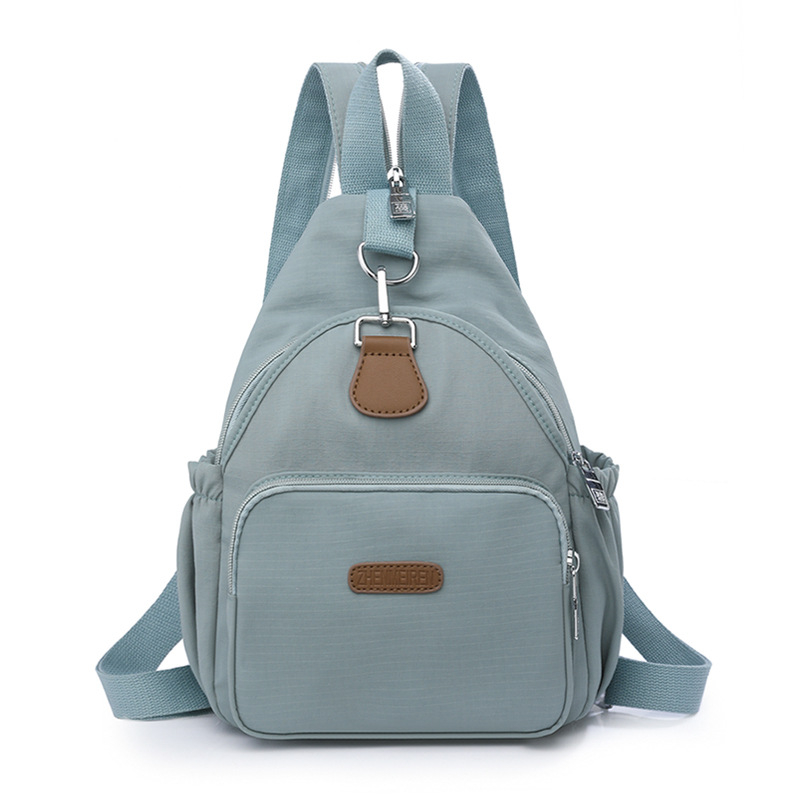 Női válltáska nylonból, poliészter bélés, cipzáras záródás, belső elrendezés: rejtett cipzáras zseb, telefonzseb, személyi igazolvány zseb, Nyár 2025