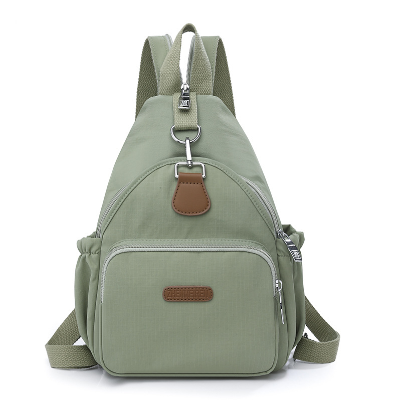 Női válltáska nylonból, poliészter bélés, cipzáras záródás, belső elrendezés: rejtett cipzáras zseb, telefonzseb, személyi igazolvány zseb, Nyár 2025