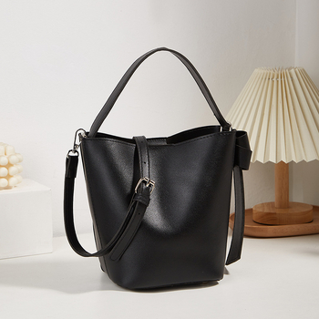 ANNMUU PU női bucket táska, városi letisztultságú dizájn, mágneszár, függőleges négyzetes sziluett, poliészter bélés, belső cipzáros zsebek, zseb telefonhoz és ID-hez