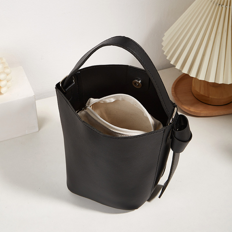 ANNMUU PU női bucket táska, városi letisztultságú dizájn, mágneszár, függőleges négyzetes sziluett, poliészter bélés, belső cipzáros zsebek, zseb telefonhoz és ID-hez