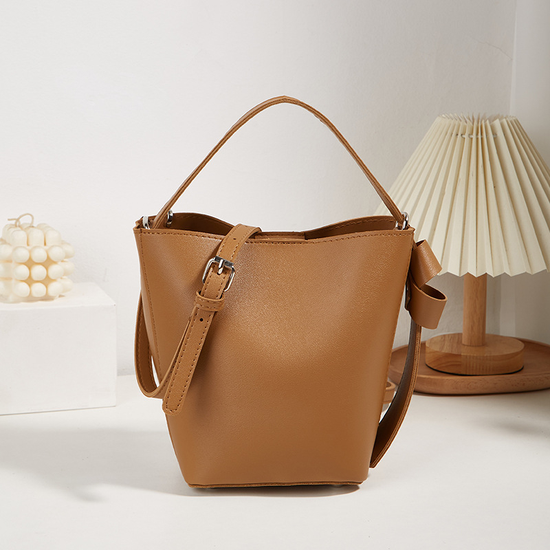 ANNMUU PU női bucket táska, városi letisztultságú dizájn, mágneszár, függőleges négyzetes sziluett, poliészter bélés, belső cipzáros zsebek, zseb telefonhoz és ID-hez