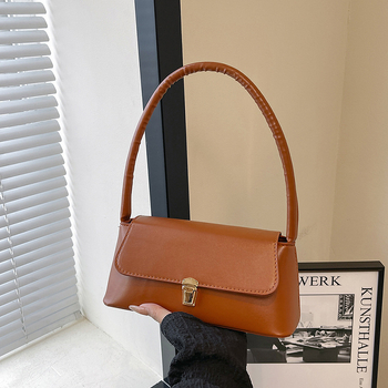 Xiuquan Női PU táska, utcai divat stílus, vízszintes négyszögletes forma, záró nyitás, poliészter bélés, cipzáras zseb és telefontok, fedéllel ellátott táska, 2025 nyár