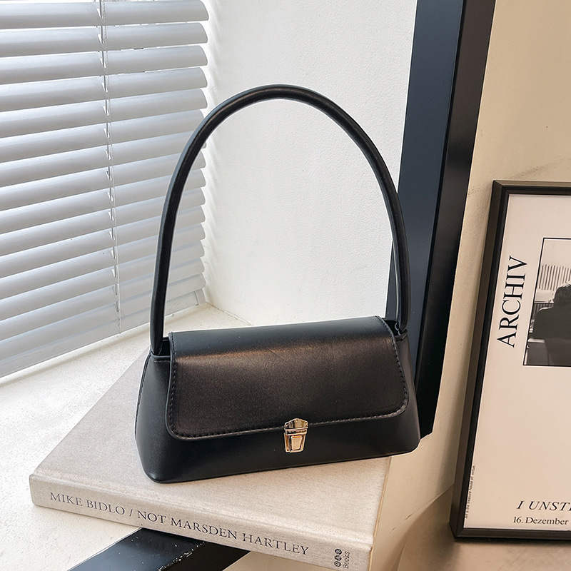 Xiuquan Női PU táska, utcai divat stílus, vízszintes négyszögletes forma, záró nyitás, poliészter bélés, cipzáras zseb és telefontok, fedéllel ellátott táska, 2025 nyár