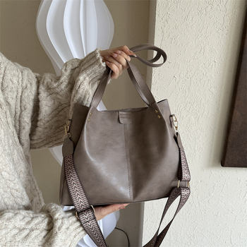 PU anyagú Tote táska, vízszintes négyzetes formájú, cipzár, bélés nélküli, Han Shan márka