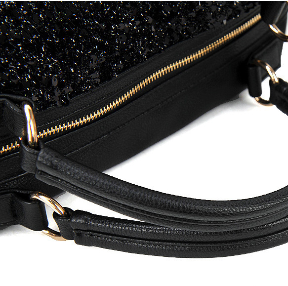 PU anyagú Dumpling táska cipzáras zárással és belső cipzáros zsebbel