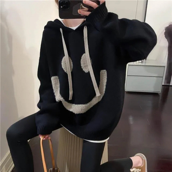 Női kapucnis pulóver jacquard kötésű, akril anyagú, fleece-béléssel, ősz 2023