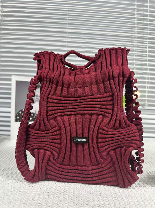 Női mini hátizsák fedéllel – friss és édes stílus, poliészter anyag, húzózsinóros nyitás, puha anyagú, belső zseb a telefon számára, mindennapi használatra, 2024 ősz