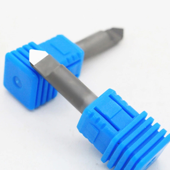 Diamantiniai graviavimo peiliai su PCD, serija Diamond carving knife, skirti graviravimui granitui ir marmūrui, su plokščiu dugnu ir konusiniu pjovimu (Prekės ženklas: Blade; Medžiaga: PCD; Pritaikymas: Graviravimas; Serija: Diamond carving knife)