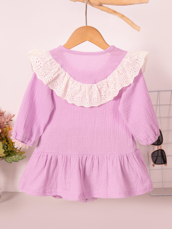 Mergaitėms su nėrinių apykakle suknelė, ilgomis rankovėmis, 100% medvilnė, A linijos siluetas, amžiaus grupė 1–3 metai.