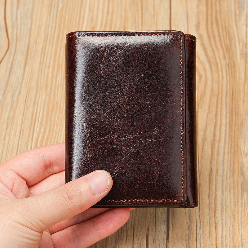 Marunte novčanik od prave kože s RFID zaštitom (Bi-fold dizajn; klip za novac; više džepova za kartice)