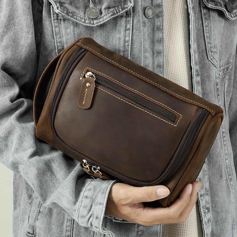 Férfi toalettzsák valódi bőrből, felső réteg marhabőrből, vintage stílus, egyszínű dizájn, bélés poliészter-pamut, 2024 tavasz