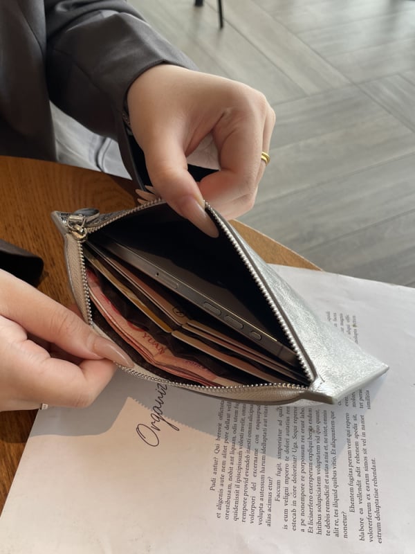 Admire Hosszú Női Pénztárca Valódi Bőrből Telefontokkal (Első Réteg Marhbőrből, Városi Minimalista Stílus, Egyszínű Mintázat, Belső Poliészter-Pamut Bélés)