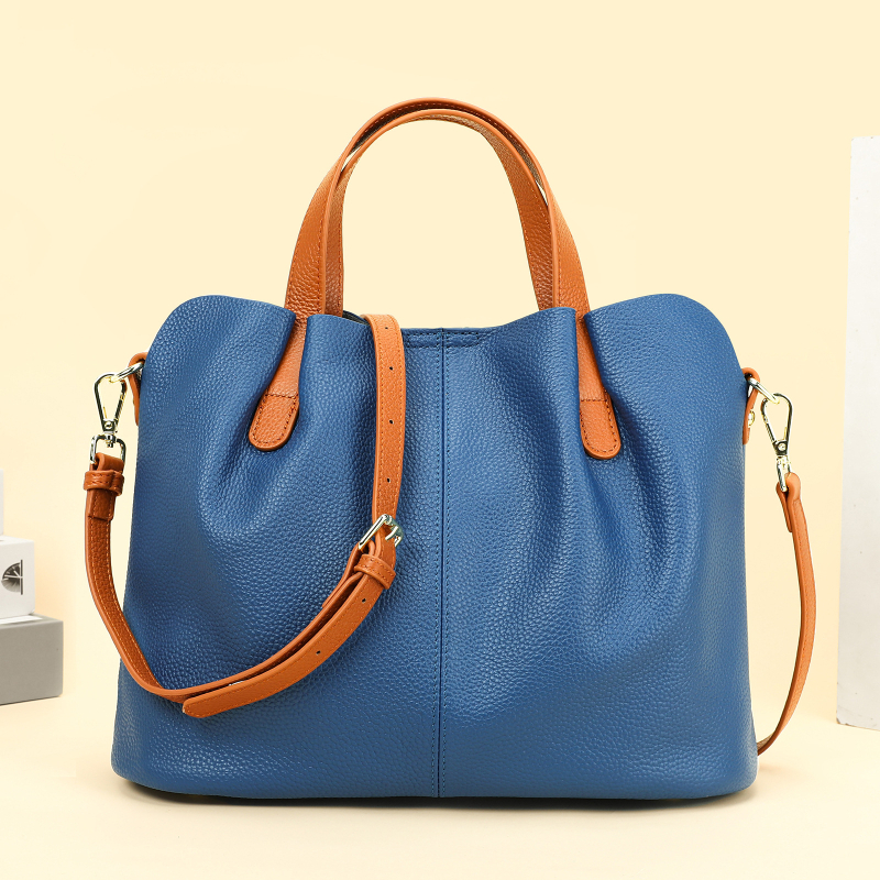 WESTAL keresztpántos táska első réteg marhabőrből, vízszintes négyzetes formájú, nyitott felső