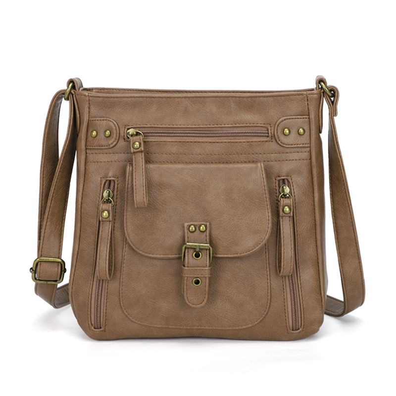 Válltáska - PU anyag, függőleges négyszögletes forma, cipzáras zárás, belső zsebek a telefonhoz és személyi igazolványhoz, KL928