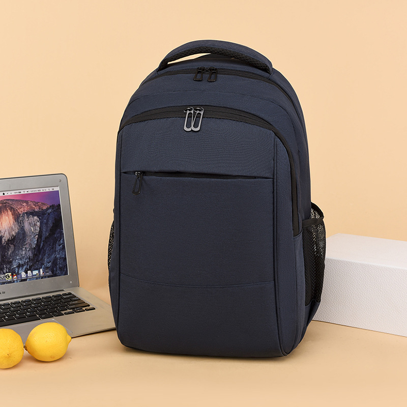 Üzleti utazásokhoz laptop hátizsák | Oxford anyag, kapacitás 20–35L, vízálló, léggárnás vállpántok