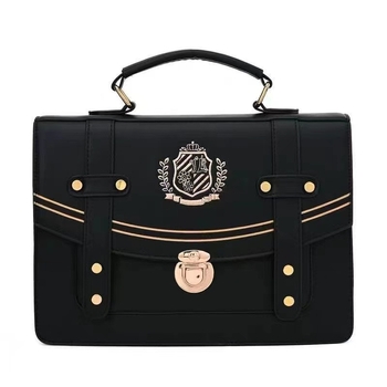 Yi Yan PU messenger táska utcai stílusban, vízszintes négyszögletes forma, záródás fedéllel, belső cipzáras rekesz, dupla vállpánt