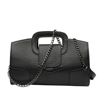 Seammer női valódi bőrből készült crescent formájú táska, cipzáros zárás, rejtett zseb és ID-kártya rekesz, vízszintes négyszögletes forma