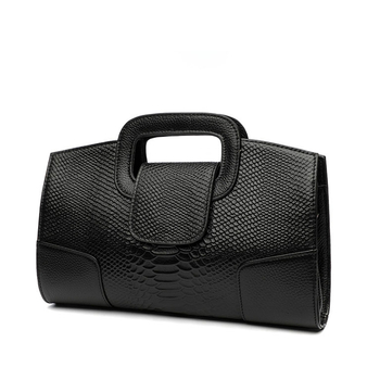 Seammer női valódi bőrből készült crescent formájú táska, cipzáros zárás, rejtett zseb és ID-kártya rekesz, vízszintes négyszögletes forma