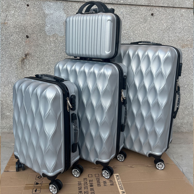 Set bagaje ABS cu roți universale – patru piese, deschidere cu fermoar, impermeabil și durabil, anti-furt, căptușeală poliester, greutate 2.5–3.5 kg