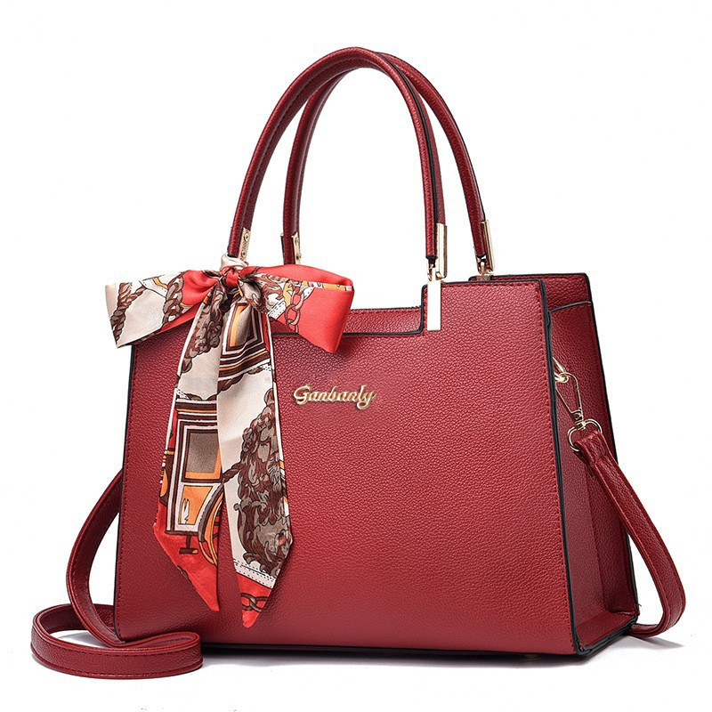 Női táska – városi egyszerűség, PU bőr, kis négyzet alakú táska, vízszintes forma, cipzáras zárás