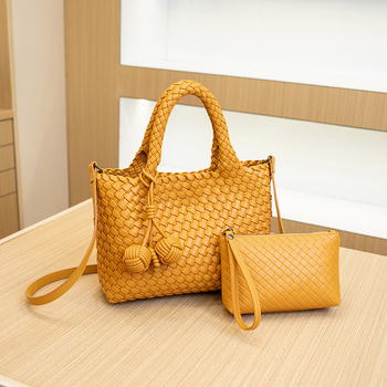 Szövött kosár alakú tote táska – utcai divat (Szalma; Kosár forma; Mágneses zárás; Poliészter bélés; Telefontok)