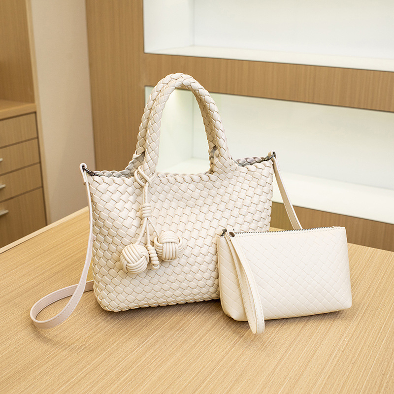 Szövött kosár alakú tote táska – utcai divat (Szalma; Kosár forma; Mágneses zárás; Poliészter bélés; Telefontok)