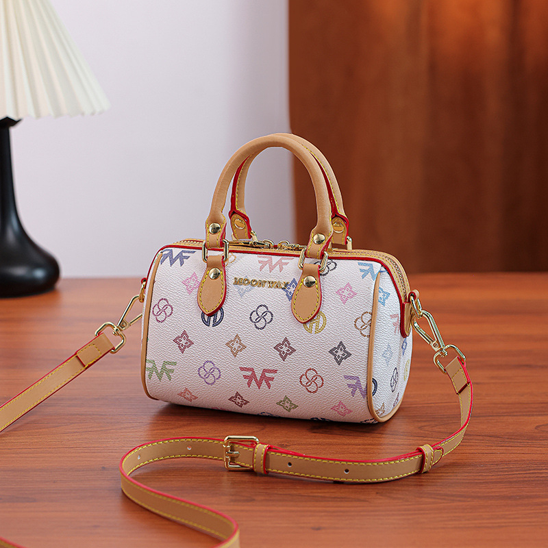 Geantă crossbody cilindrică, PVC, închidere cu fermoar, buzunar interior cu fermoar, stil street fashion
