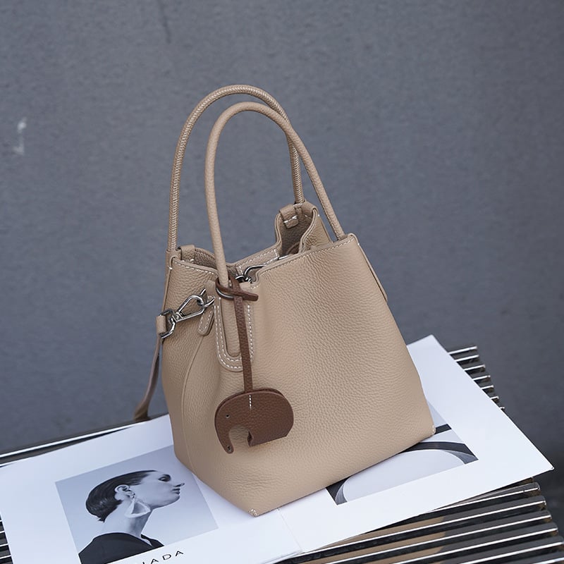 Чанта от първокласна телешка кожа | чанта-кошничка в стил кошница за зеленчуци, магнитно закопчаване, вътрешен джоб с цип, една презрамка