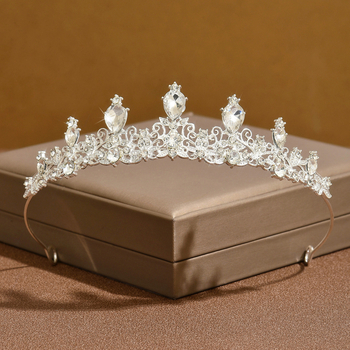 Set de bijuterii: colier, cercei și coroană – aliaj, electroplacare, accesorii pentru păr, model: cruce/coroană/numerale romane