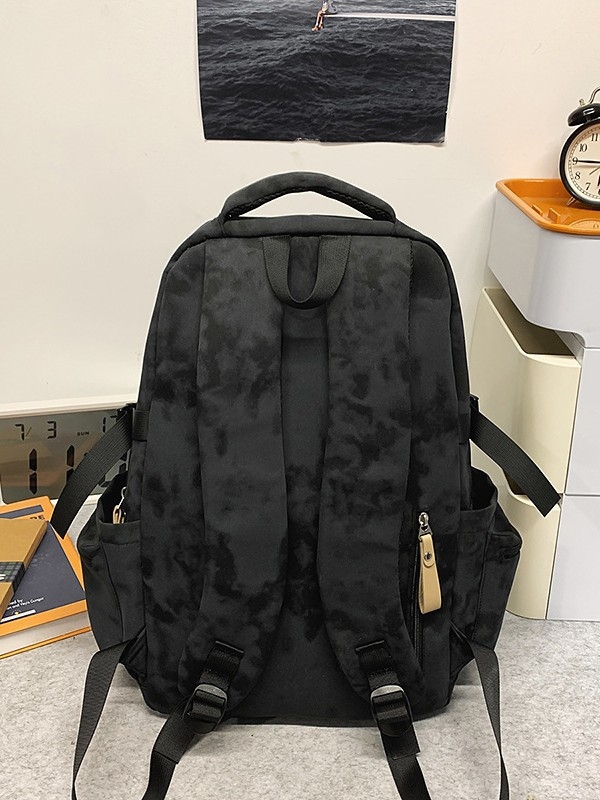 Rucsac Dicarlo din nailon, cu model geometric, impermeabil, bretele curbate