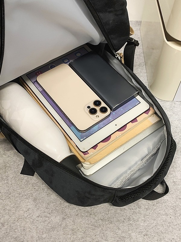 Rucsac Dicarlo din nailon, cu model geometric, impermeabil, bretele curbate