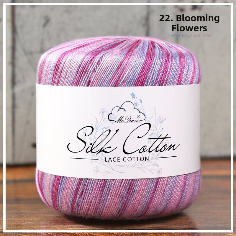 Dadi adīta dzija rokdarbiem — worsted, grupas diegs, ķemēta
