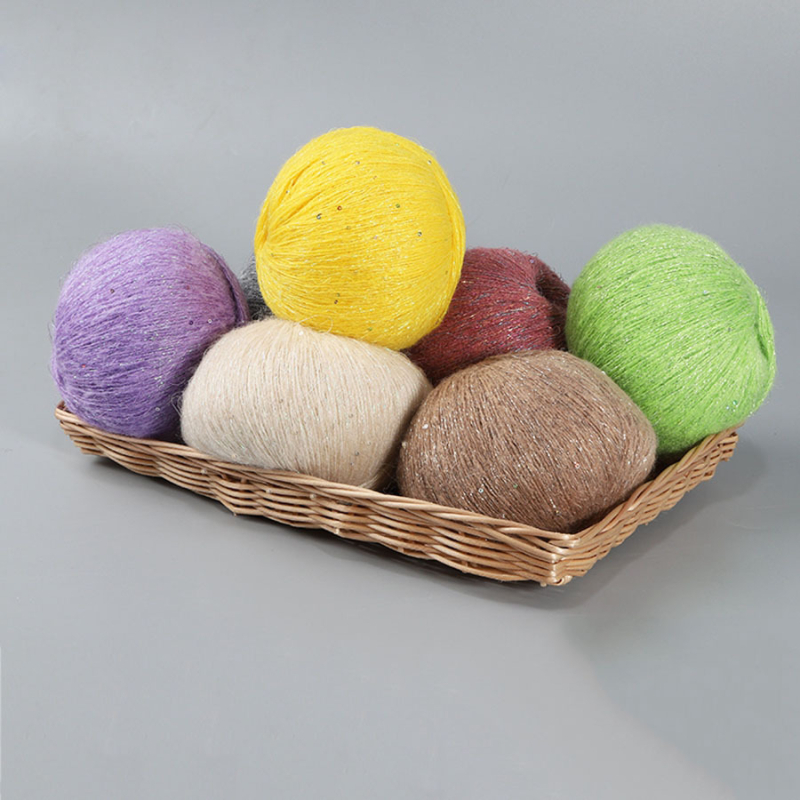 Mohairų vilna, worsted verpimas, grupiniai siūlai, rankų mezgimo lėlėms