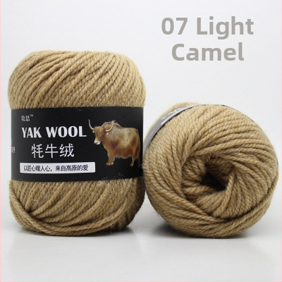 Yak velvet 3 pavedienu vilnas dzija adīšanai un tamborēšanai, worsted spun, rolēs