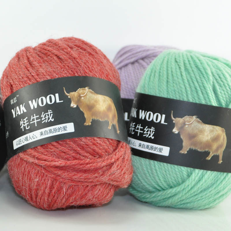Yak velvet 3-siūlų vilnos siūlai rankdarbiams mezgimui ir mezgimui su mezgikliu, worsted spun, ritinėliuose