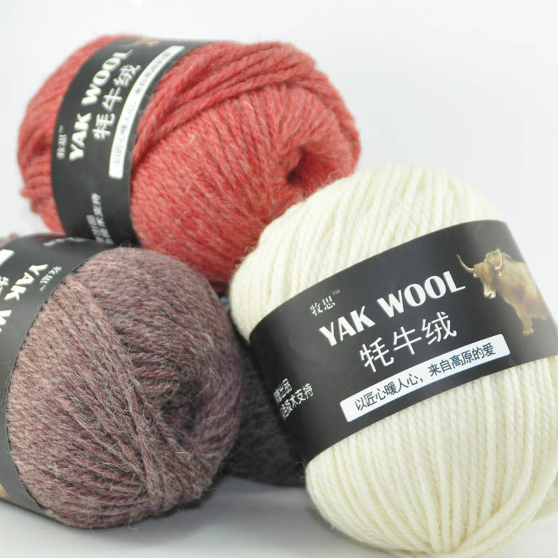 Yak velvet 3-siūlų vilnos siūlai rankdarbiams mezgimui ir mezgimui su mezgikliu, worsted spun, ritinėliuose