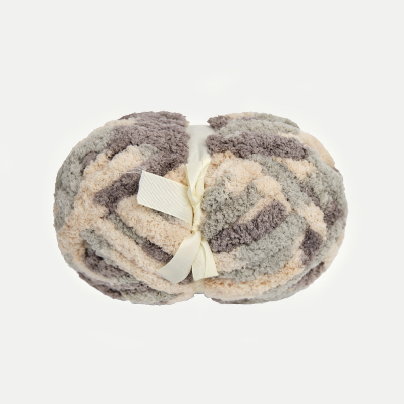 Rankomis megztas pirštų šalikas, Cat Tail, Snowball ženklas, poliesterio siūlas, dažytas siūlas, ilgis 25,6 m, svoris 226 g