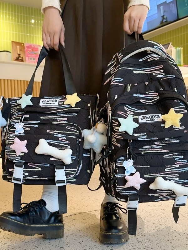 Fendel nejlon iskolatáska lányoknak, csíkos mintázat, friss és édes stílus, 20–35L, 14 hüvelykes laptophoz alkalmas, ergonomikus ívelt vállpántok, terheléscsökkentő kialítás, 2025 tavasz