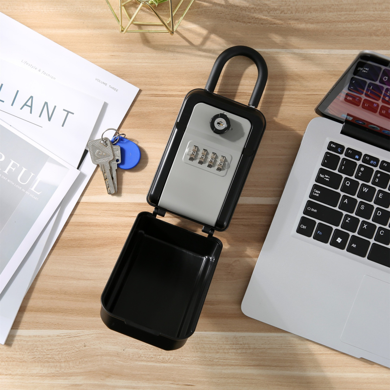 Raktų dėžutė su skaitmenine spyna – modelis G14; Medžiagos: aliuminio lydinys, cinko lydinys, ABS plastikas; Užrakto strypo storis 11; Užrakto strypų atstumas 31