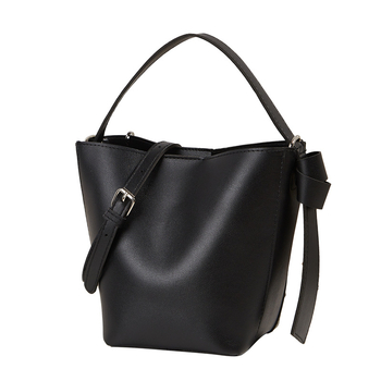 Utcai stílusú vödör táska PU anyagból, mágneses zárás, belső rekeszek: rejtett cipzáras zseb, telefonzseb, ID-zseb