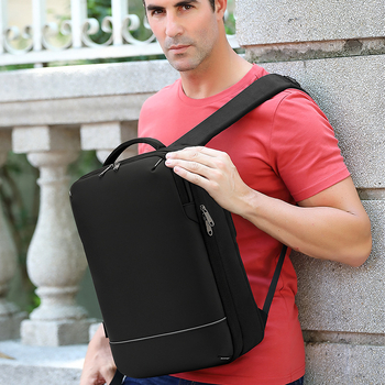 Üzleti utazáshoz való laptop hátizsák – nagy kapacitású (20-35L, poliészter, lopás elleni védelem, 15,6 hüvelykes laptophoz illeszkedik, vízálló)