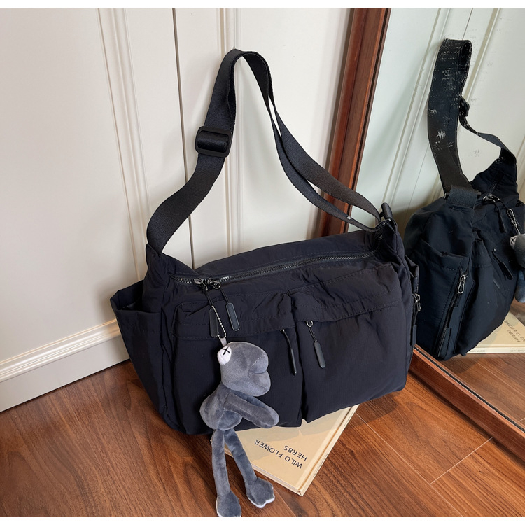 Női Tote táska utcai divat stílusban, nylonból, vízszintes négyzet alak, cipzáras nyitás