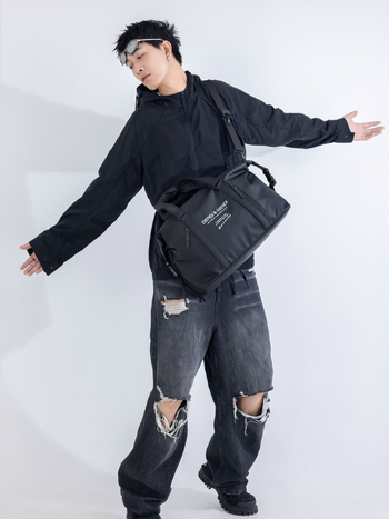 Idigi Unisex Τσάντα Ταξιδιού Διαγώνιας Ωμής 20–35L, PU Ανθεκτικό στην Φθορά, Διαχωρισμός Ξηρού/Υγρού, Αστικός Στυλ για Αναψυχή